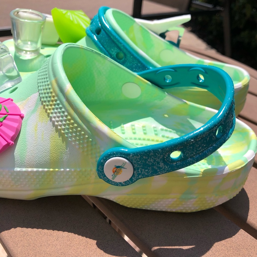 Margaritaville CROCS Multiple Women's Sizes New with Tags - Picture 8 of 10